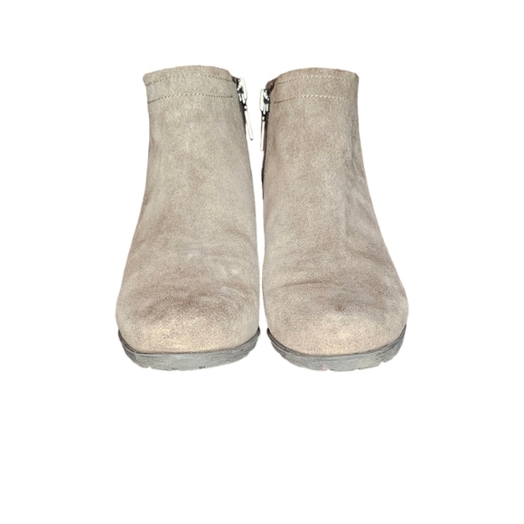 Blondo Waterproof Nubuck Leather Suede Block Heel 6.5W Bootie color mushroom - Picture 5 of 16